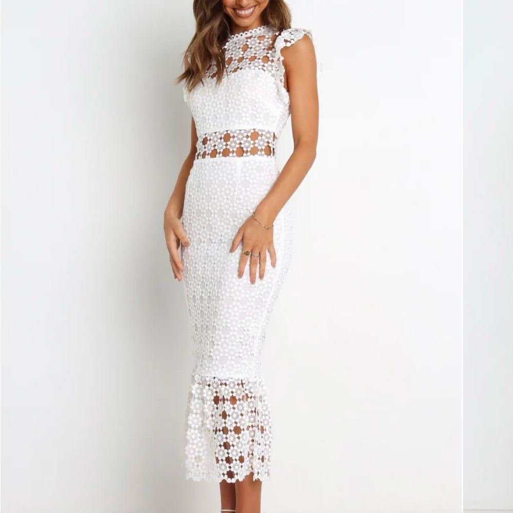Petal & Pup - Lauren Dress Size 2. Worn Once!